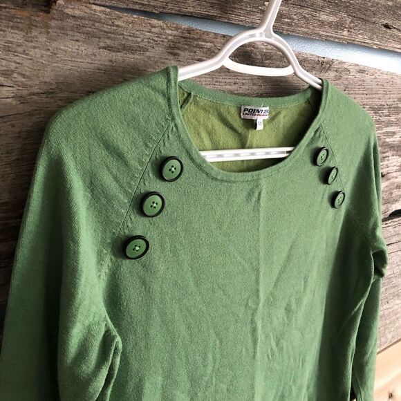 Point Zero size Med Green long sleeve top with button detail - Picture 2 of 5
